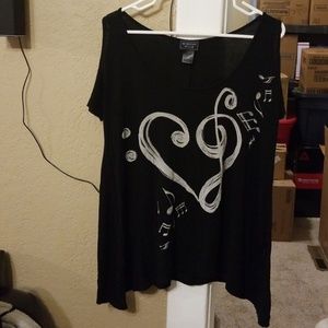 Torrid Open shoulder top with short sleeves